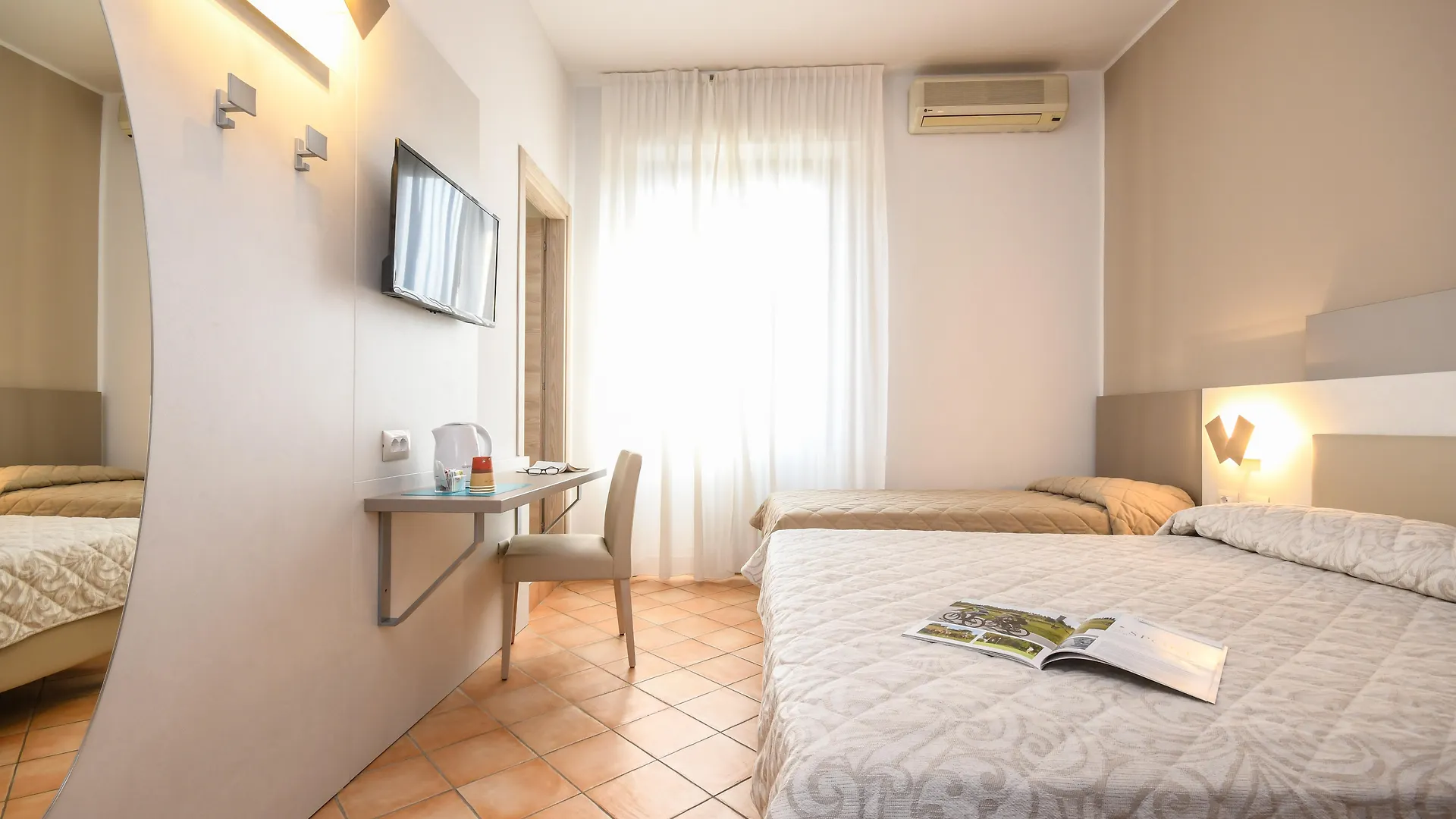 Hotel Riel Sirmione 3*,